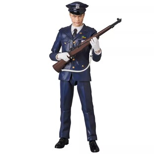 现货预定新款MAFEX062蝙蝠侠黑暗骑士小丑OKER警察可动人偶6寸112