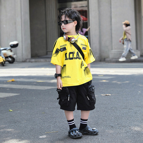 Jimmy妈童装【洒脱少年】夏季潮酷机车风手工刷漆字母短袖棉感T恤