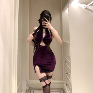 性感挂脖蕾丝镂空包臀睡裙女御姐显瘦情调紫色丝绒秋冬情侣趣味