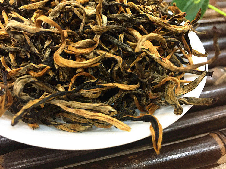 春茶 云南凤红茶500g 滇红金芽散装 一芽一叶