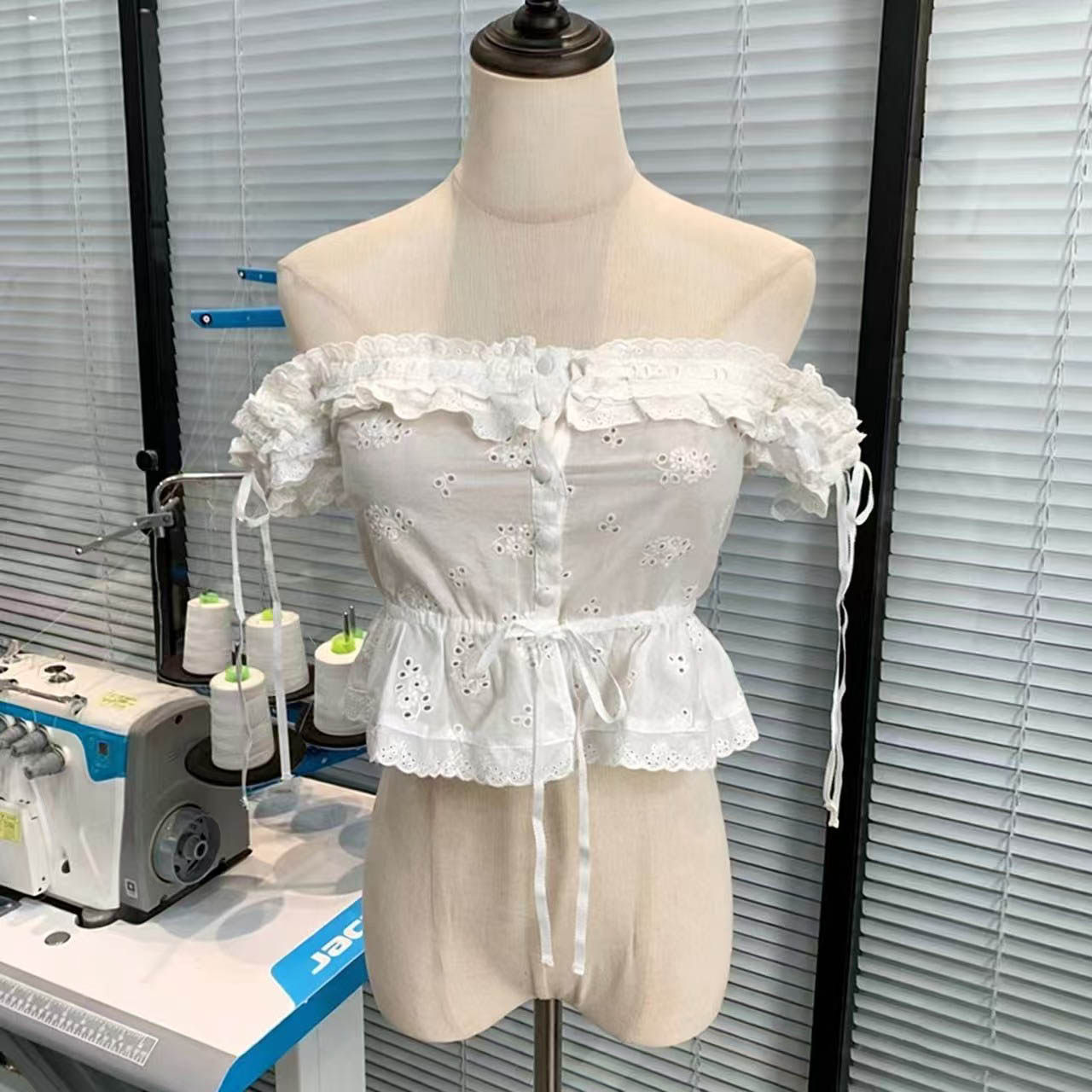 【纯氧小白花】纯棉重工定制刺绣蕾丝花边丝带收腰双版