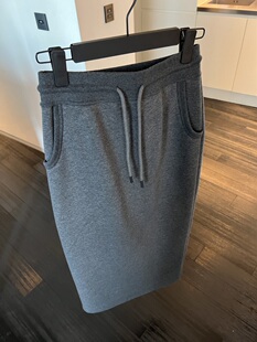 休闲半裙 中长款 舒服自在chao好穿 两色直筒加绒卫裙女冬季