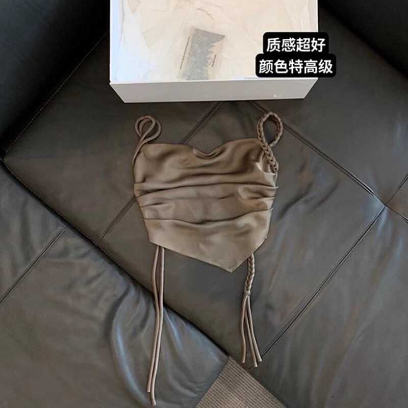 咖啡色麻花肩带百搭显瘦丝滑高级感缎面性感气质吊带上衣