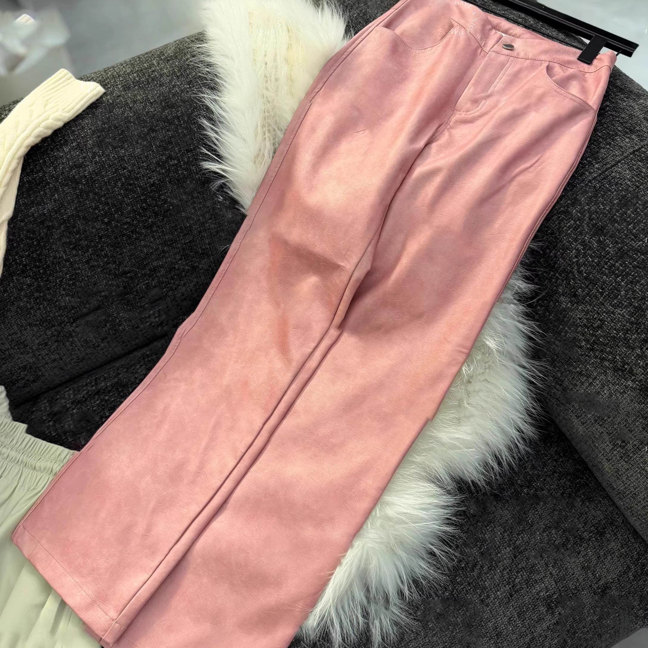 【欧尼粉调神裤】pu皮裤直筒裤女休闲裤子高级性感韩系穿搭,女装/女士精品,休闲裤,淘宝优惠券,粉丝福利购,淘宝优惠卷