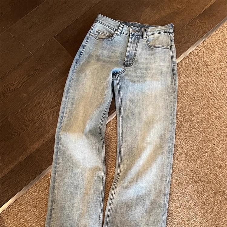 浅色弹力水洗直筒牛仔裤女秋季百搭休闲直筒显瘦显高长裤子