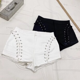 38个气眼 迷你短裤 Blum@r 高腰黑色短裤 欲罢不能小短裤