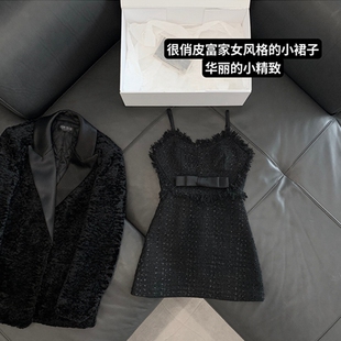 黑色亮丝毛呢蝴蝶结淑女吊带裙子修身 百搭毛边连衣裙女