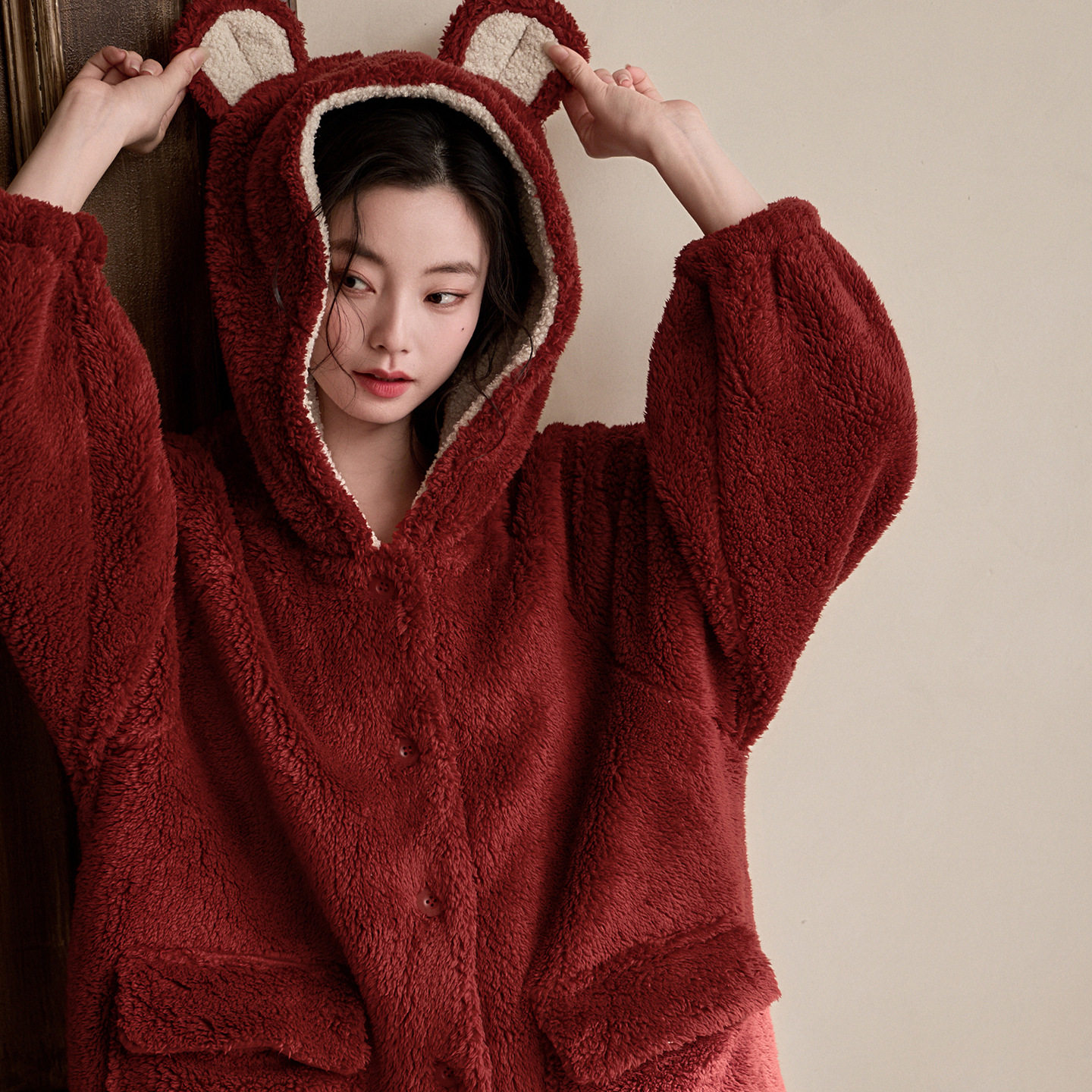 珊瑚绒睡衣女冬季加厚红色喜庆连帽中长款可外穿保暖家居服秋冬天