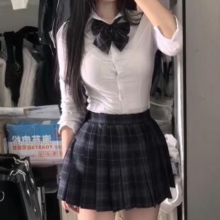 百褶半身裙子 校供学院风衬衫 胖MM200斤特大码 碳灰jk格裙制服套装