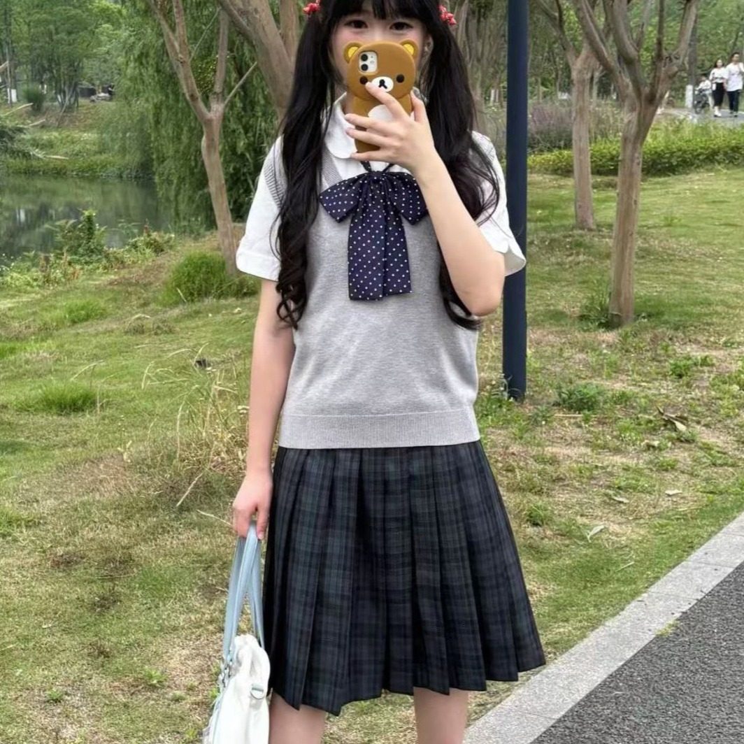 胖MM大码原创学院风V领背心马甲2025夏新款海苔中裙JK制服一整套