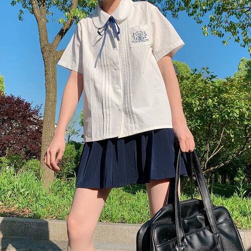 胖MM200斤特大码日系jk短袖娃娃领jk学院风长袖短袖衬衫女上衣