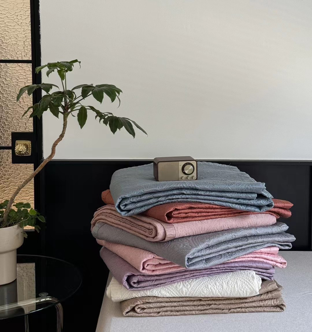 欧式轻奢天丝棉床盖三件套纯色绗缝夹棉榻榻米床单四季通用