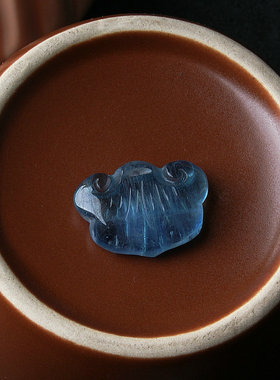 女生海蓝宝全净体水晶魔鬼蓝色