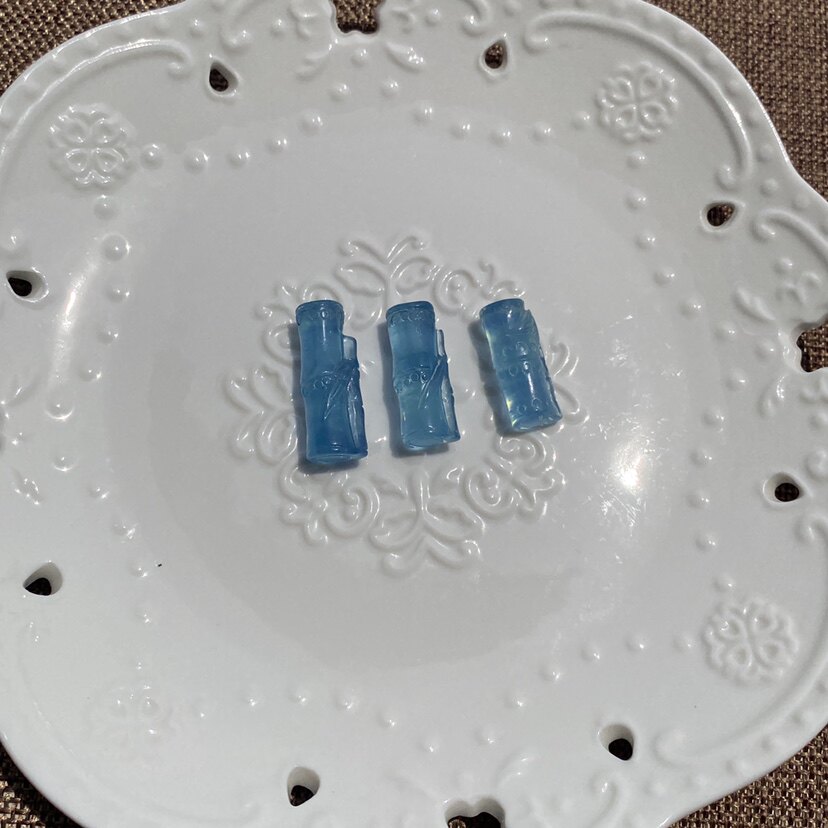 新货天然海蓝宝竹节吊坠蓝色小竹子精品级男女水晶锁骨链自然光拍