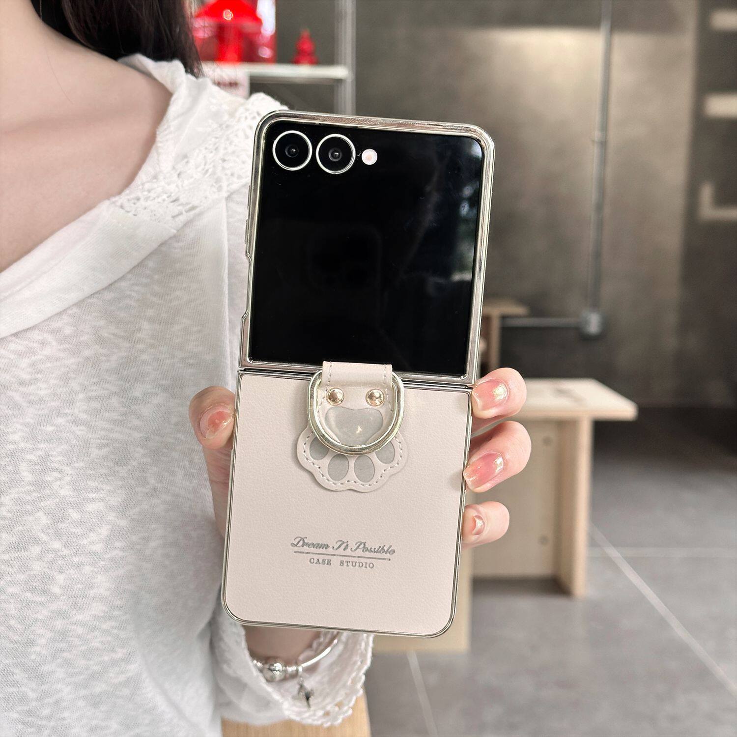 适用三星zflip7手机壳带指环猫爪