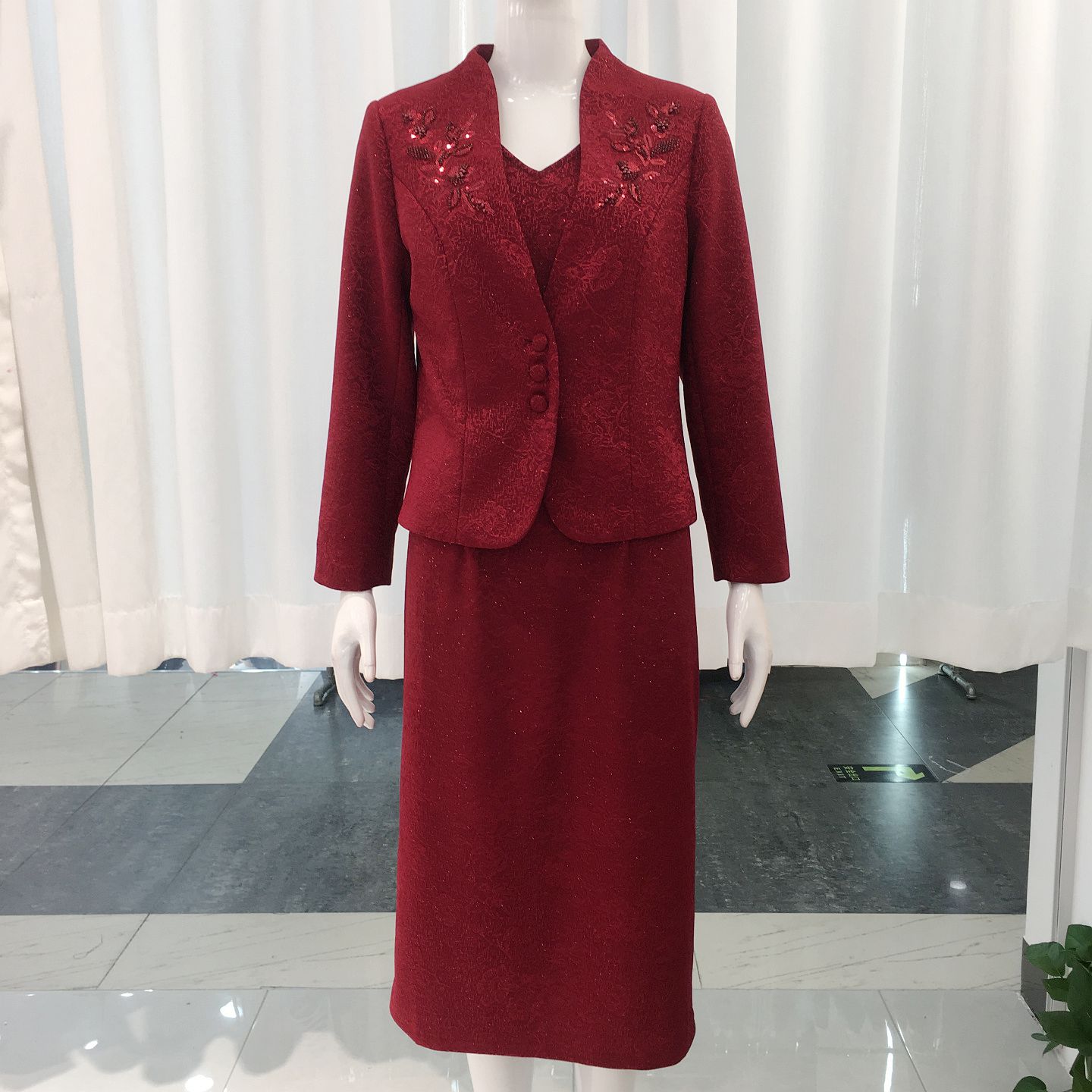 玖牧26B010 高档喜婆婆套裙订婚宴礼服秋季新款妈妈敬酒服连衣裙
