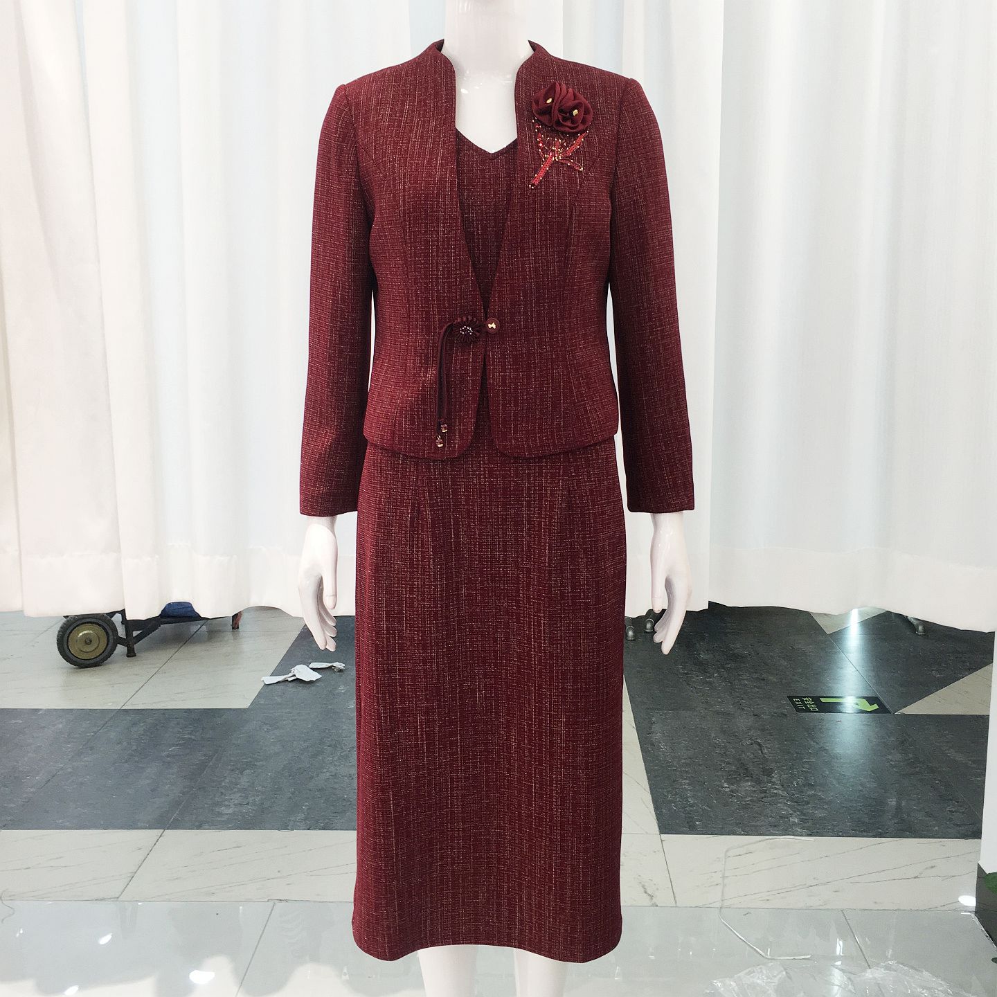 玖牧26B19 高档喜婆婆礼服订婚宴套裙秋季新款妈妈敬酒服连衣裙