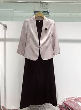 【专柜】喜婆婆缎面西服套裙2026秋季新款妈妈敬酒服订婚宴连衣裙