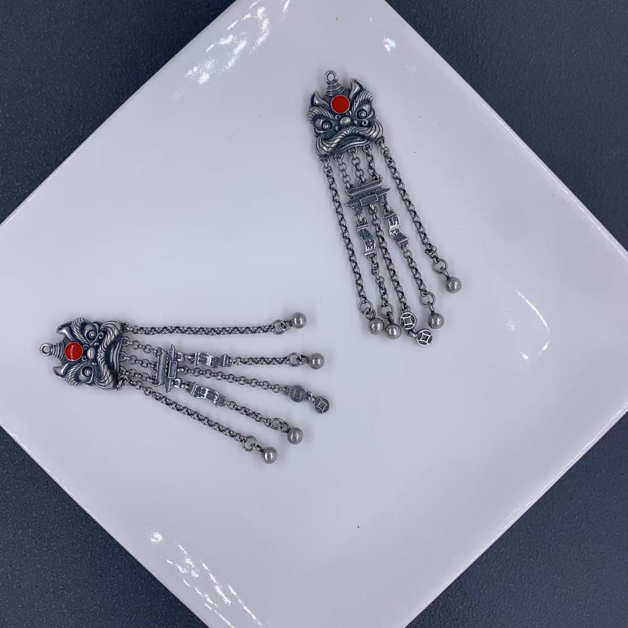 DIY精工三七银醒狮流苏挂件复古做旧压襟挂件配饰手工编绳挂坠,饰品/流行首饰/时尚饰品新,银饰吊坠,淘宝优惠券,粉丝福利购,淘宝优惠卷