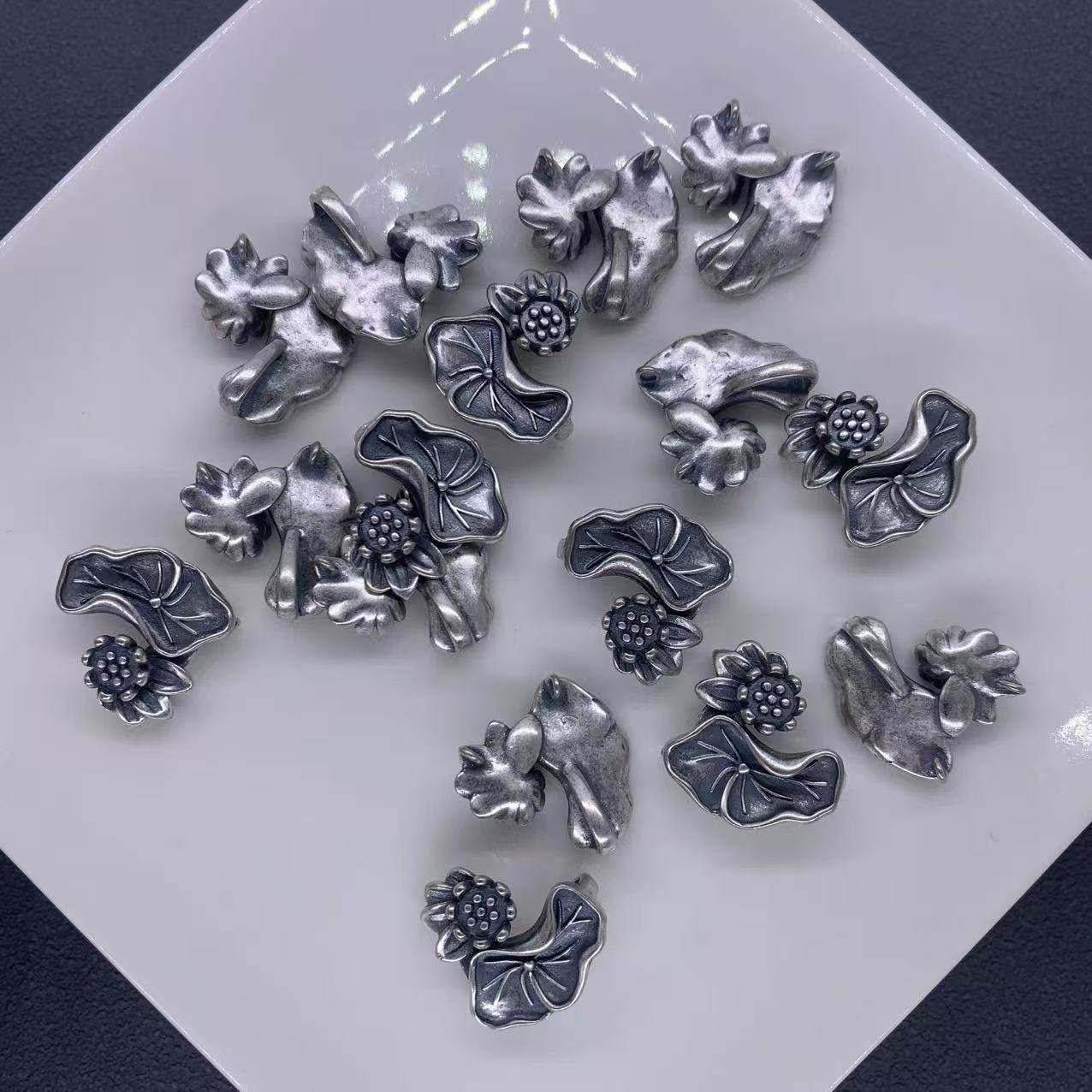 精工三七银荷花莲蓬吊坠隔珠隔片花托配饰diy手链弯管挂坠项链,饰品/流行首饰/时尚饰品新,银饰吊坠,淘宝优惠券,粉丝福利购,淘宝优惠卷