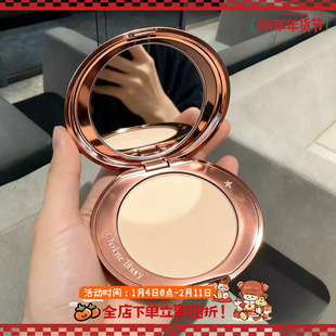 持妆藏毛孔！ 神仙磨皮粉饼 CharlotteTilbury CT无瑕极细蜜粉饼