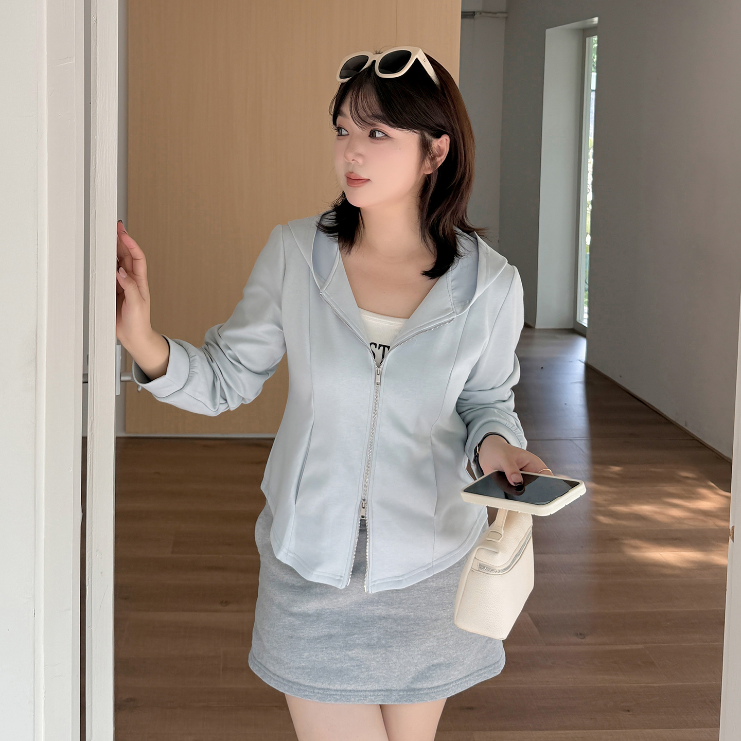 小波家2025秋季胖mm纯欲风修身显瘦收腰卫衣短款外套