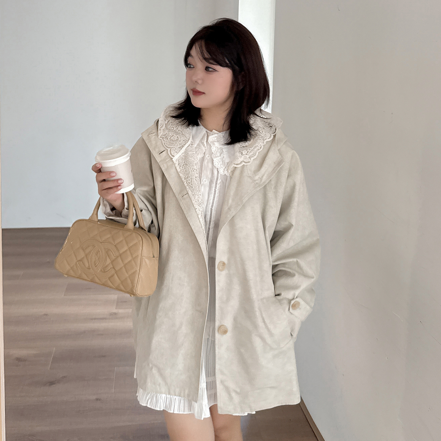 小波家2025秋季胖mm蕾丝假两件斗篷风衣宽松休闲外套