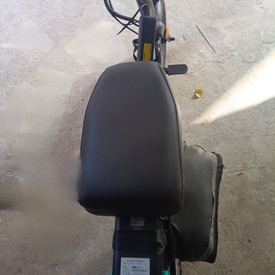 蜂鸟赛博代驾车开模定做坐垫,防水耐磨弹力好(无损安装5公分厚)