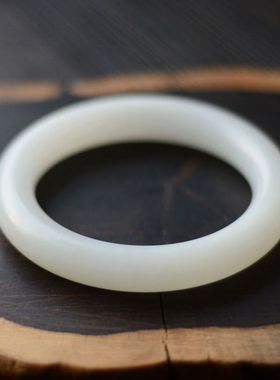 天然新疆和田玉圆条手镯老坑羊脂白玉胖圆条玉镯子女款羊脂级福镯