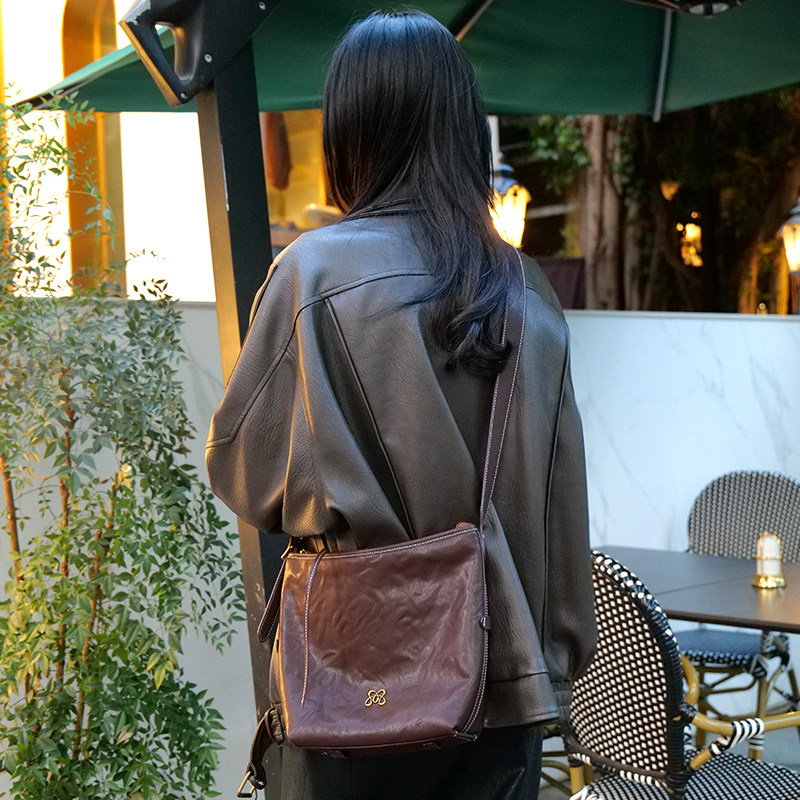 欧米omi 褶皱真皮hobo腋下包女托特包高级感植鞣头层牛皮单肩包包