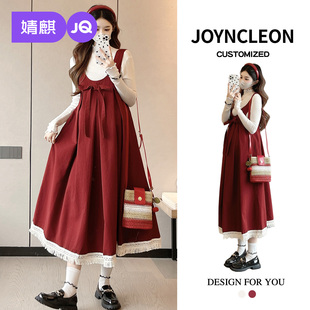 婧麒孕妇连衣裙孕妇装新款红色背带孕妇裙子圣诞穿搭孕期毛衣冬装