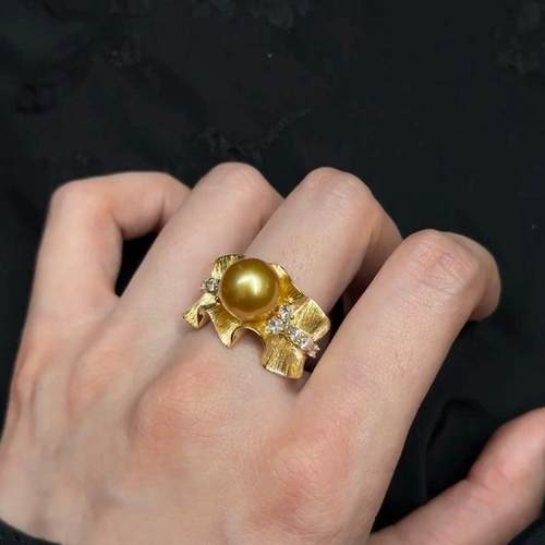 金色珍珠戒指轻奢裙摆指环天然戒指奢华波浪可调节港工进口送礼