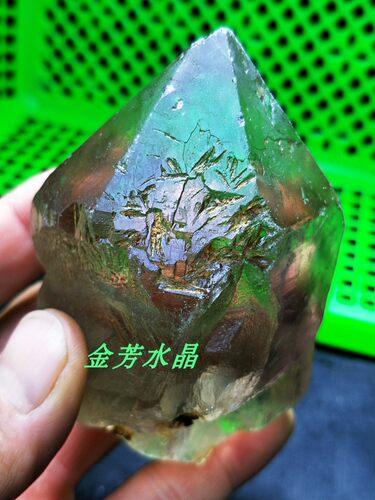 天然骨干原石水晶柱