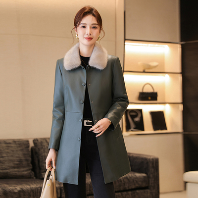 2024冬新款真皮羽绒服燕夫人修身