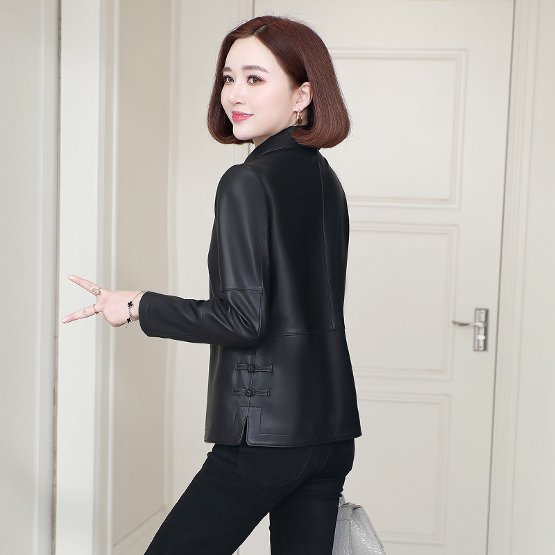 真皮皮衣女2024春秋季新款时尚休闲中国风海宁绵羊皮夹克外套短款