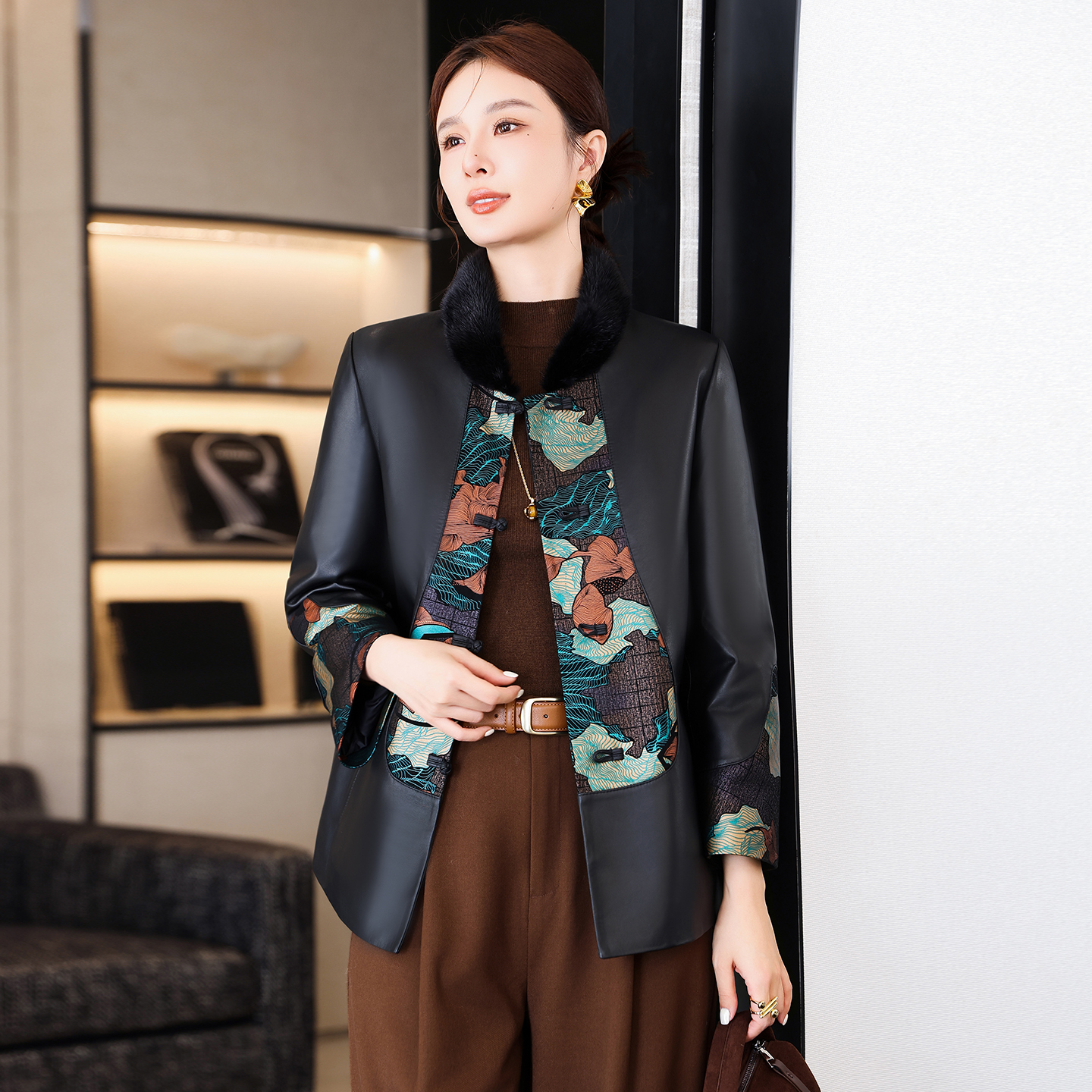 国风真皮羽绒服皮衣女短款