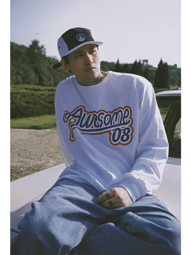 蜜丘琳长袖街头嘻哈AWESOME设计