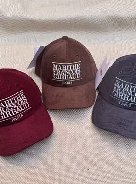 2026年   韩国潮牌marithe经典情侣款 刺绣灯芯绒棒球帽