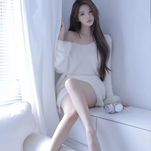 V领慵懒风宽松针织衫毛衣上衣女