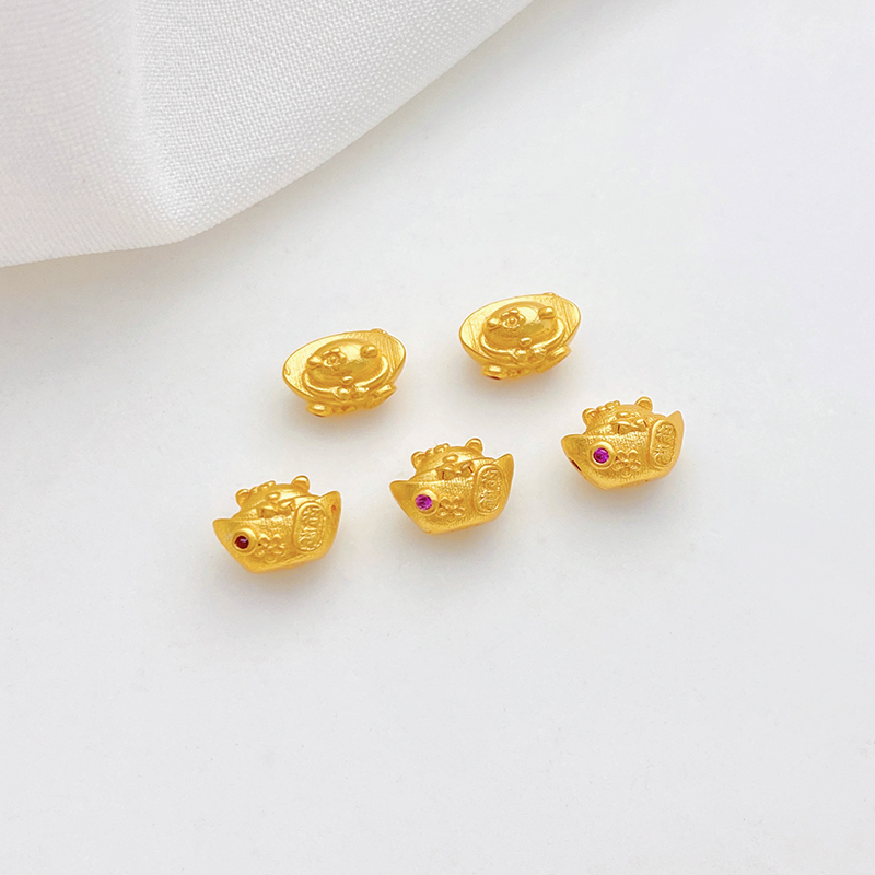 S925古法银镀金元宝招财猫隔珠