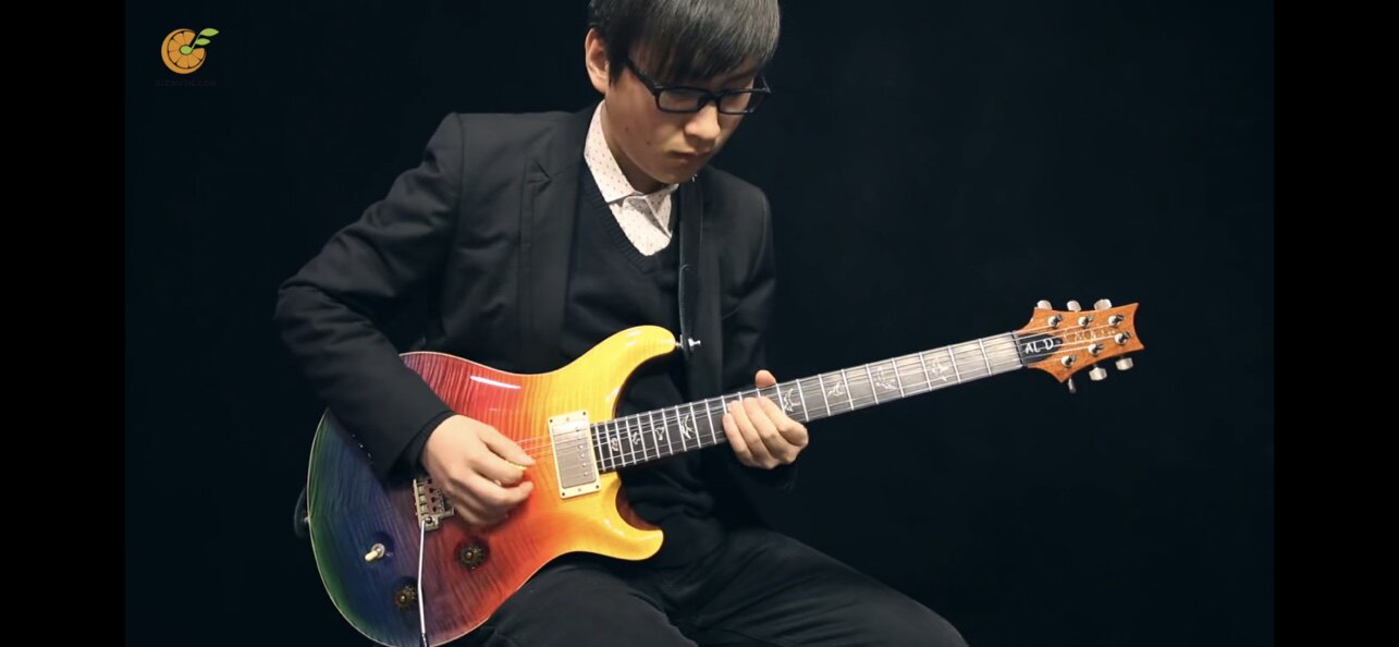 桔子音乐《好想大声说爱你》原曲 伴奏 吉他谱 请留邮箱