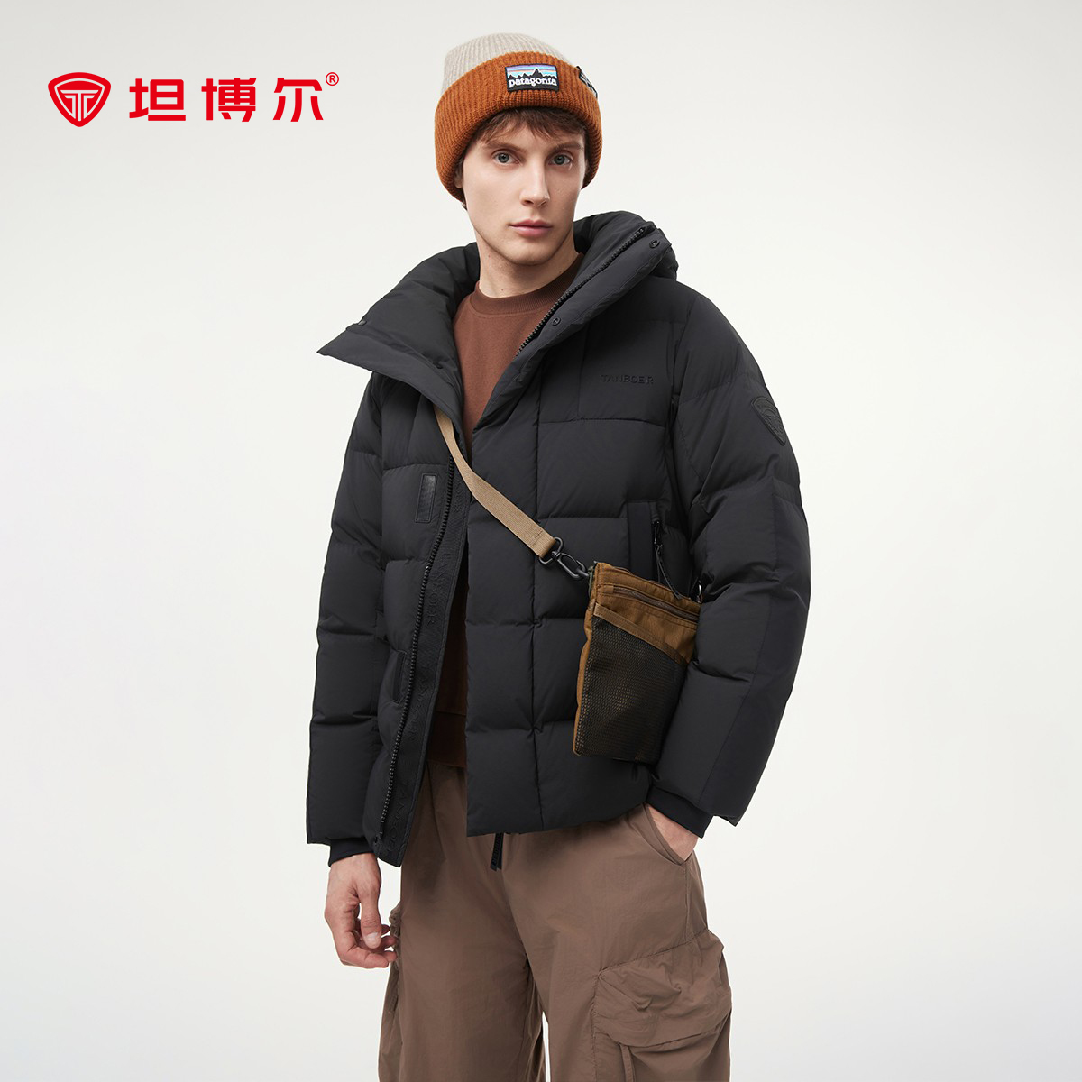 坦博尔95绒羽绒服男短款可脱帽