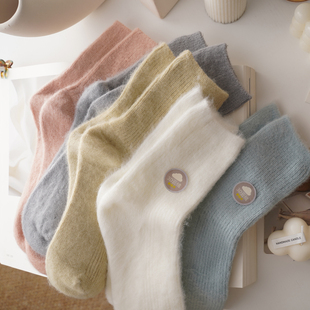 蓝风软糯暖云绒~秋冬款保暖毛绒袜子女中筒耐磨不掉毛家居睡眠袜