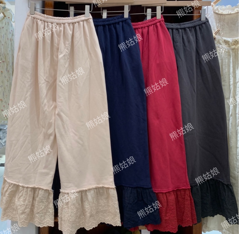 熊姑娘拼接蕾丝卫裤0659330