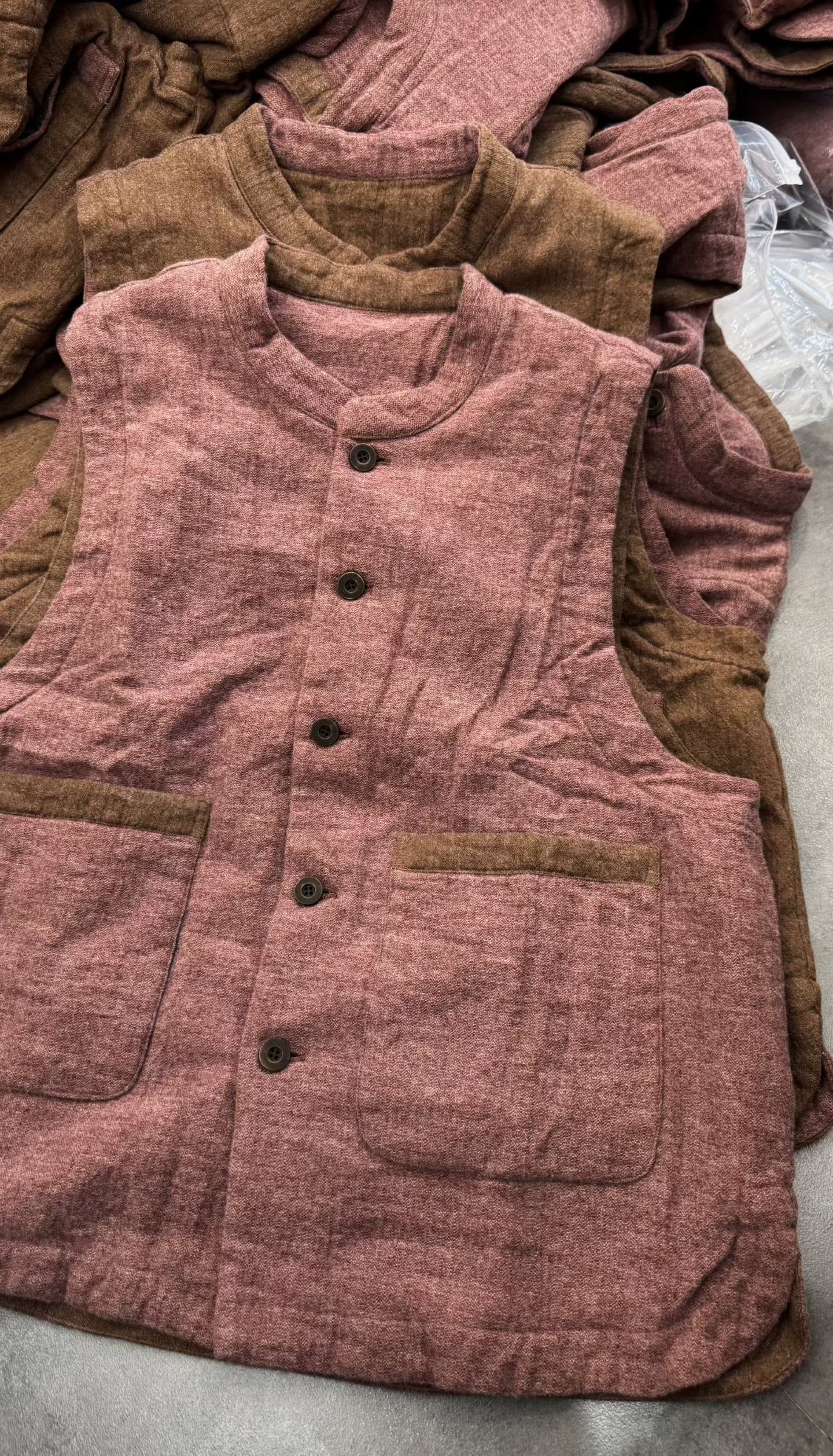 忆宿凡朴羊毛棉马甲24335