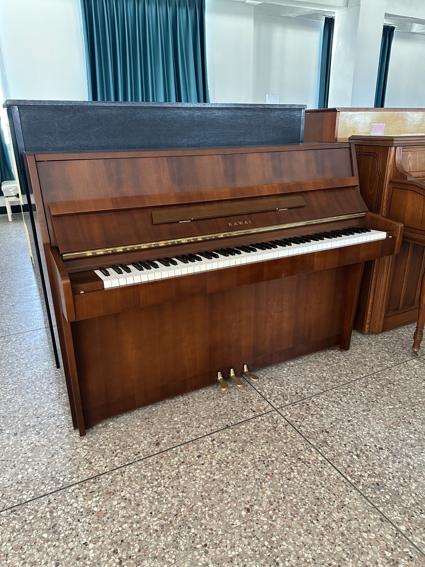 二手钢琴家用练习考级实木立式钢琴卡瓦依书房琴日本进口二手琴