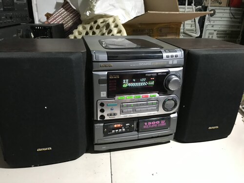 爱华组合音响AK76，日本原装，功能全好的，比较新原装遥控器。