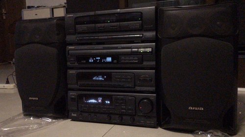 日本原装爱华Z-D3000分体组合音响，功能全好的，效果好。