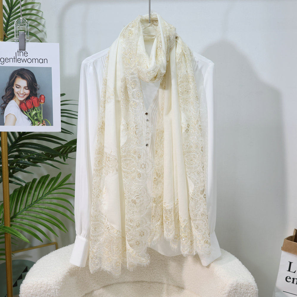 长款蕾丝刺绣羊毛围巾女春秋薄款外搭妈妈喜婆婆婚礼旗袍披肩围脖