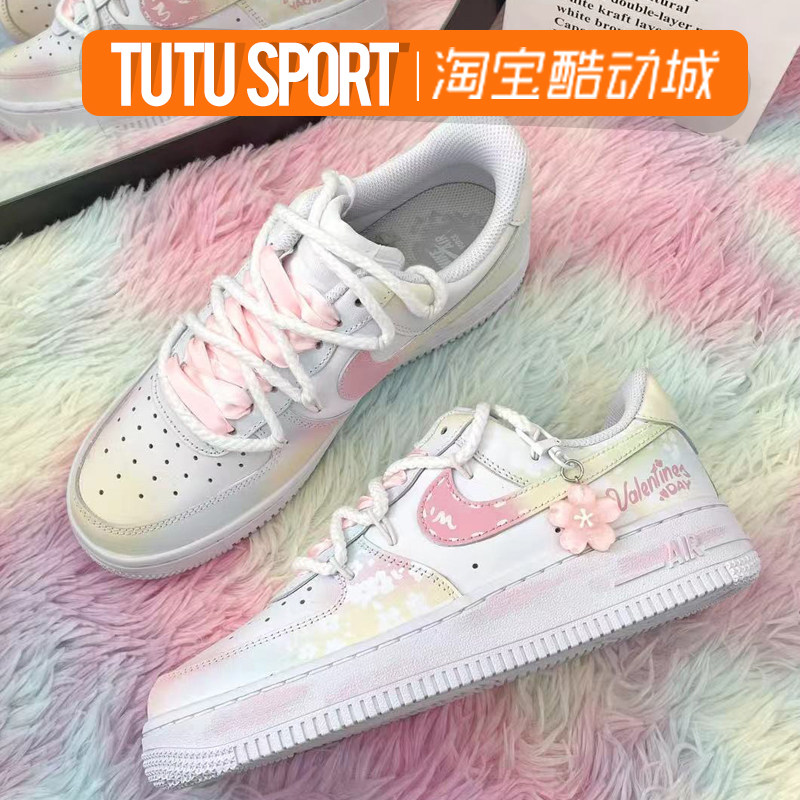 球鞋定制 NIKE/耐克 AIR FORCE1清新可爱减龄百搭增高白粉板鞋